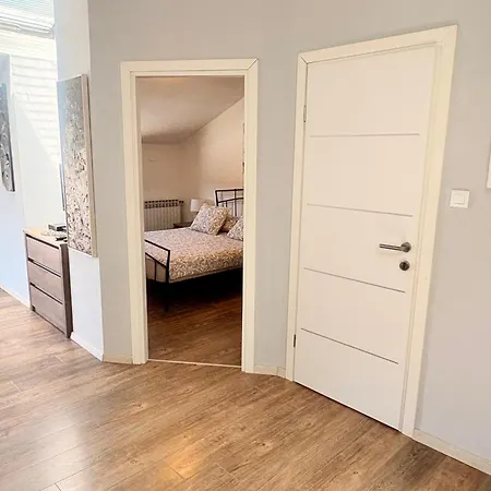 Klesinger 2 Apartment