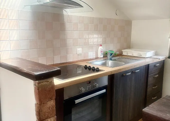 Klesinger 2 アパート ポレッチ